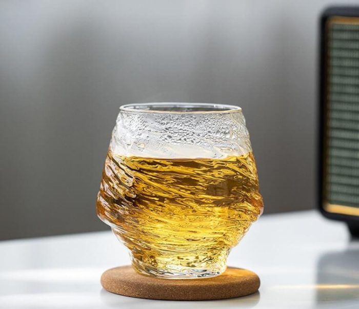 Japanese Cyclone Hammer Pattern Glass Water Cup - 4 pcs - Image 2