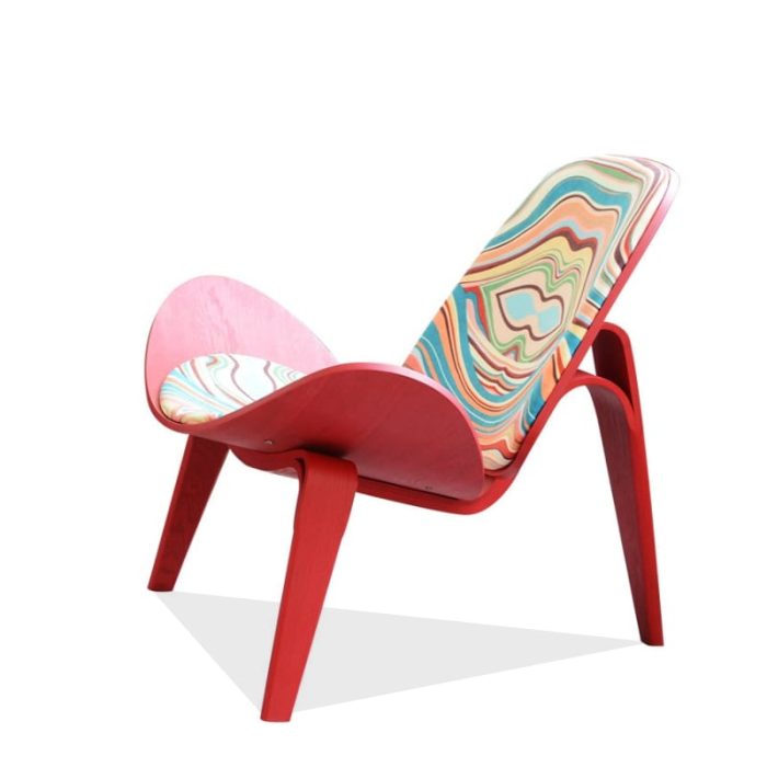 MP Shell Chair - Classic Lounge Chair | Reading Chair in Fabric - Lips Graffiti