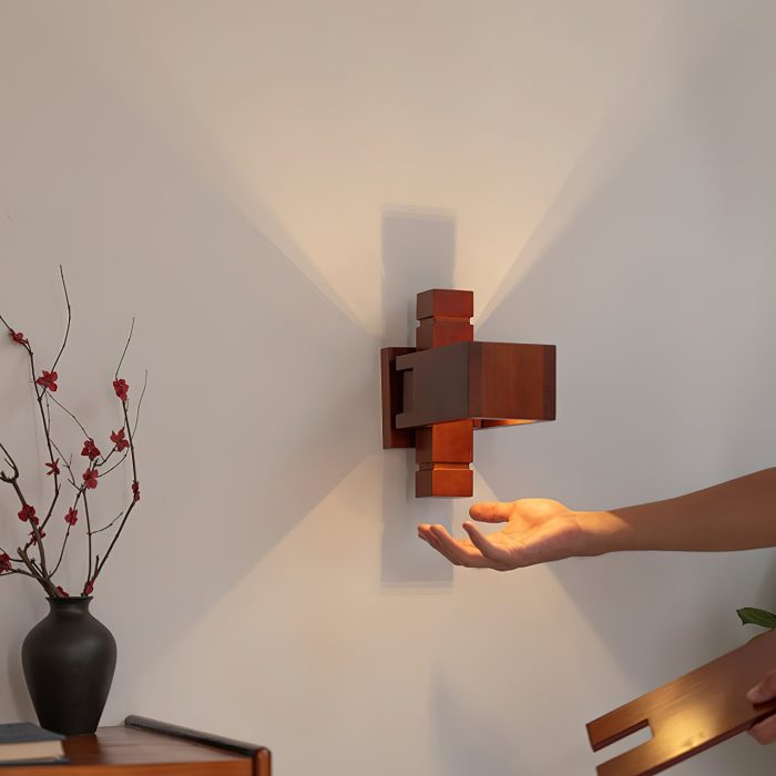 Taliesin Oak Wall Lamp - Image 8